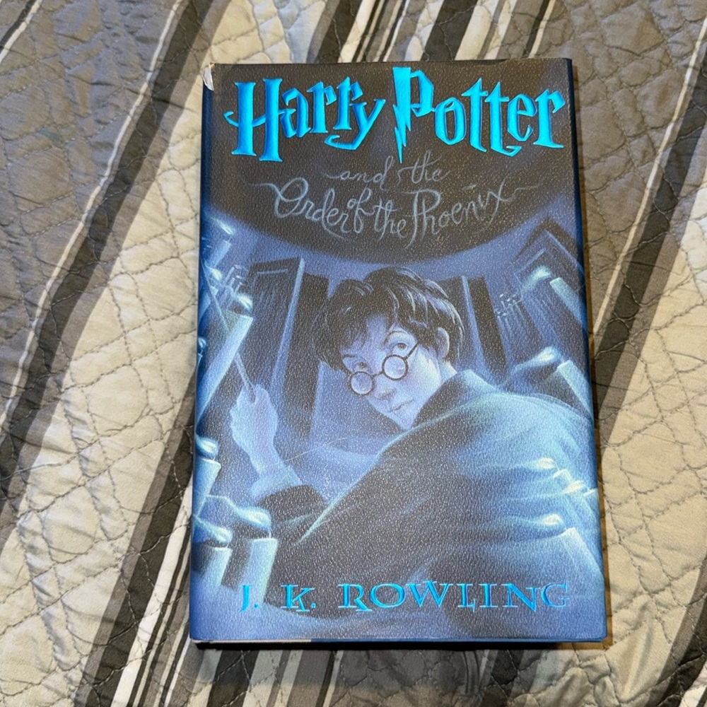Harry Potter and the Order of the Phoenix - Book 5 - Hardcover Book